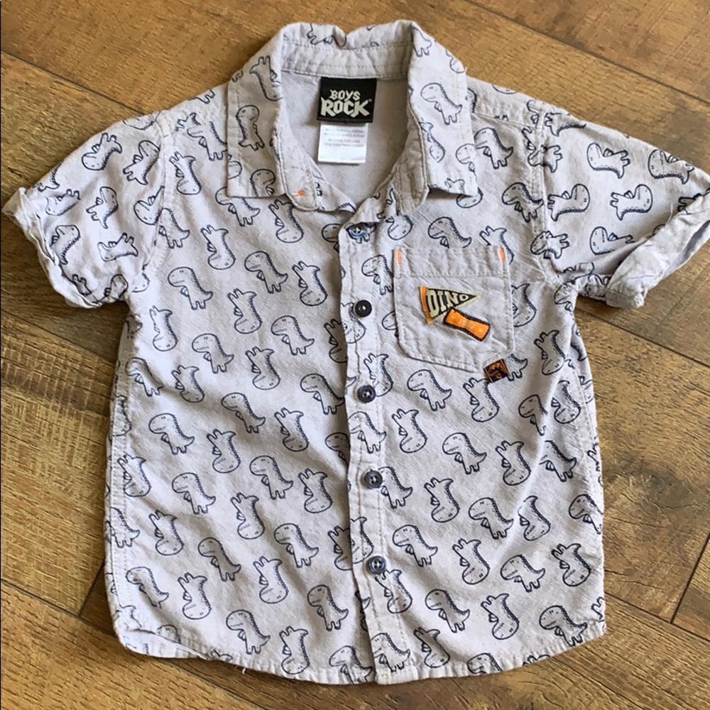 ❤️ SALE 5 for $20! Boys cotton Dino shirt. 4T.